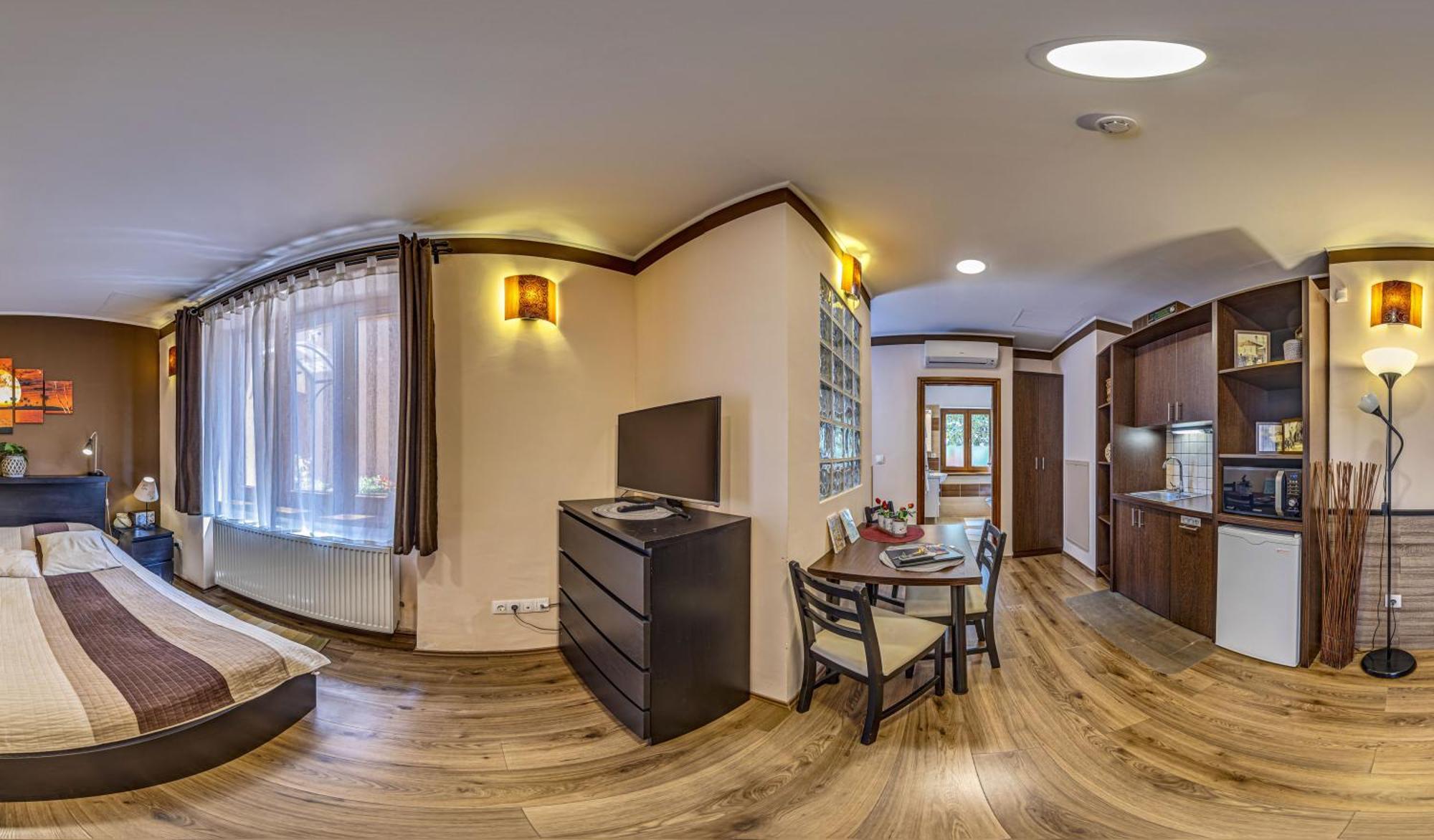 페치 Napraforgo Wellness Haz Es Panzio B&B 외부 사진